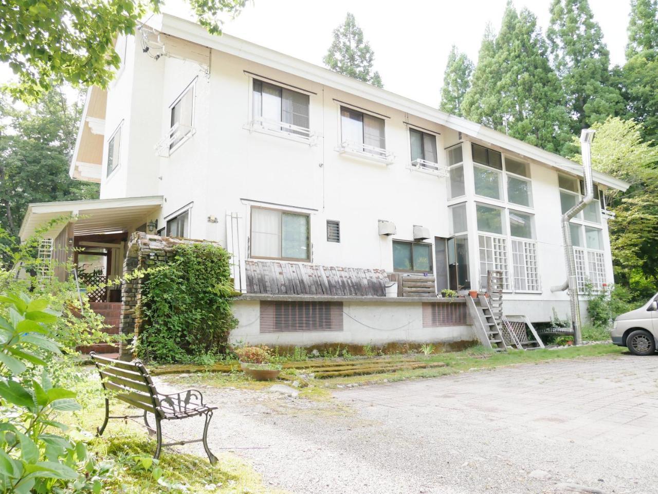 Hareruya Bed and Breakfast Hakuba Exteriör bild